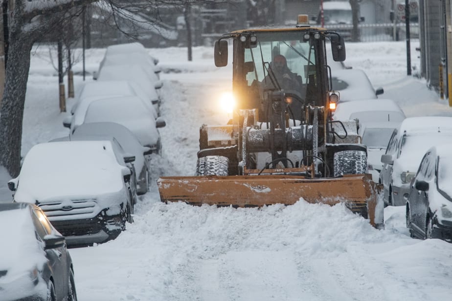 Taza : Mobilisation massive pour le déneigement des routes bloquées