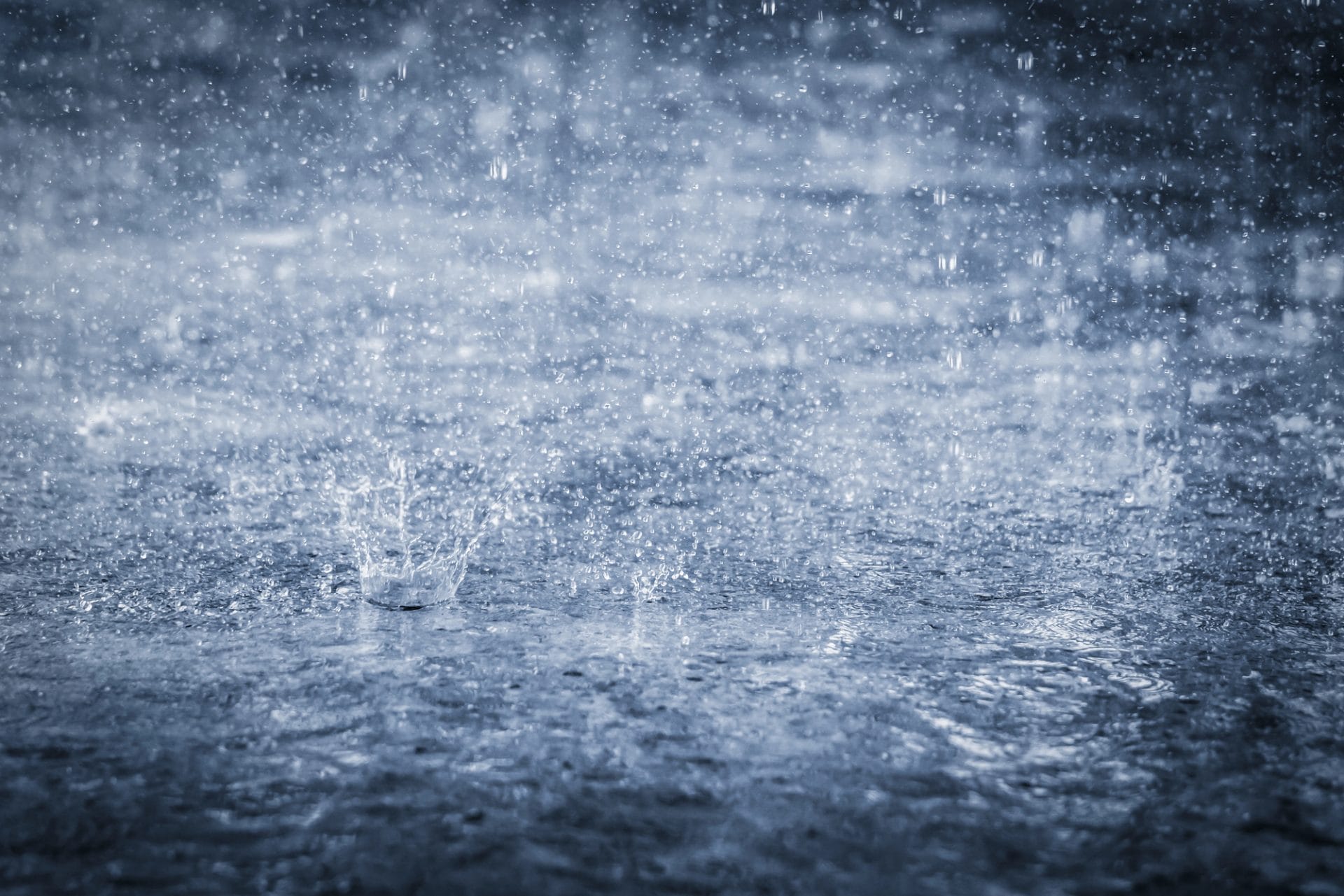 Alerte météo : orages, grêle et vents violents attendus ce lundi
