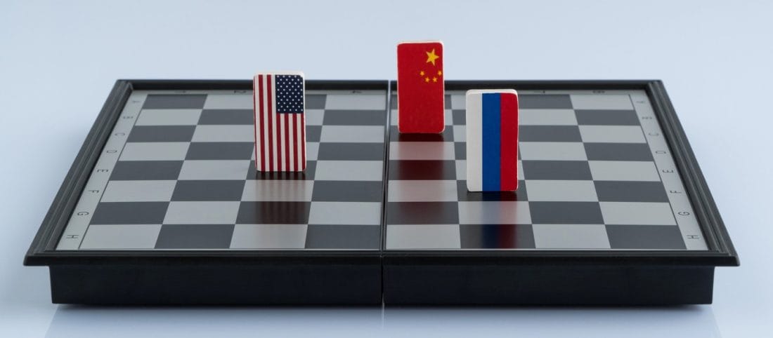 Retrait des médias américains : la Chine et la Russie gagnent du terrain