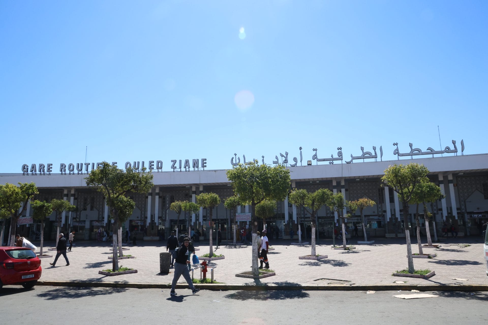 Vidéo- Aïd Al Fitr : chaos et hausse des prix à la gare de Ouled Ziane à Casablanca