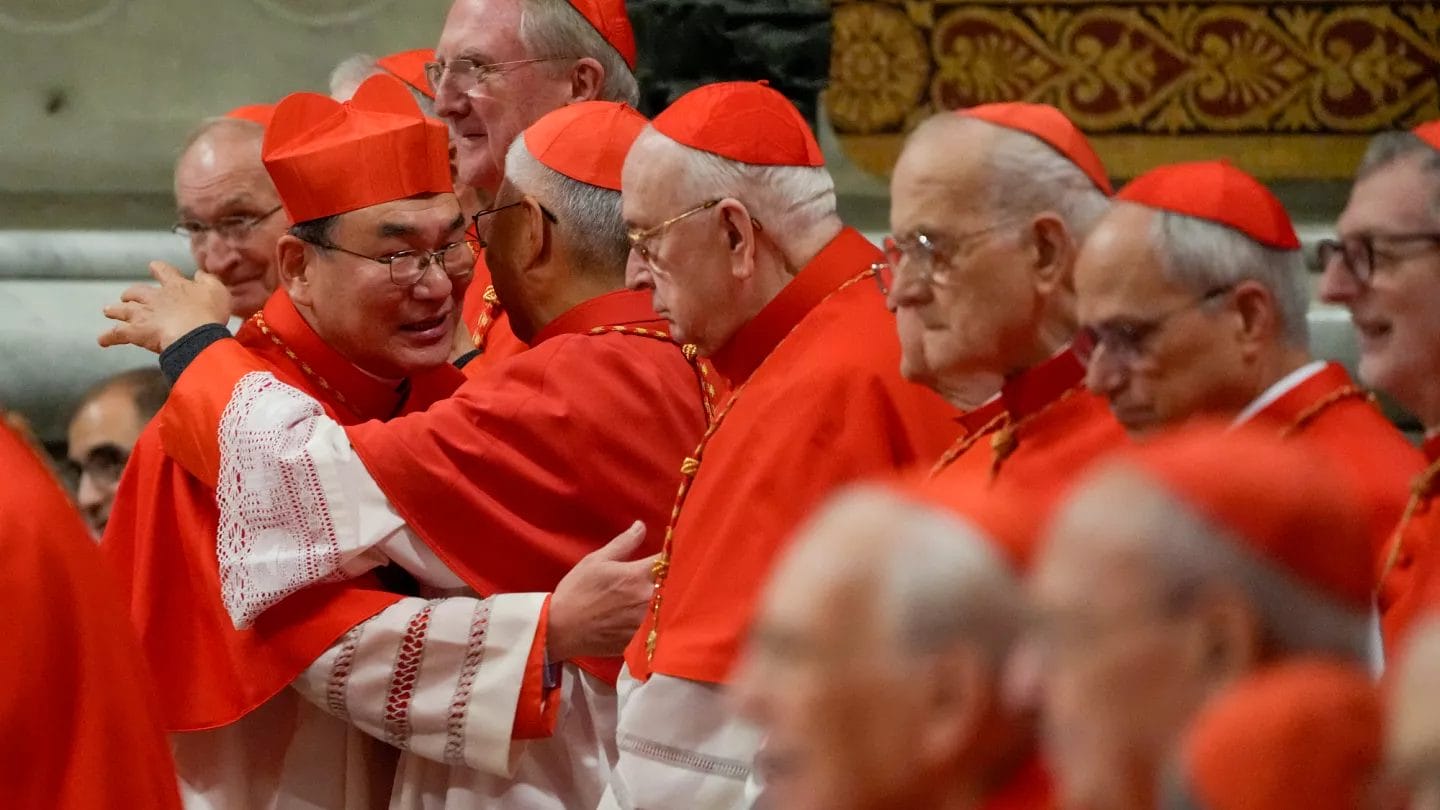 Le conclave pour élire le nouveau pape débute ce mercredi