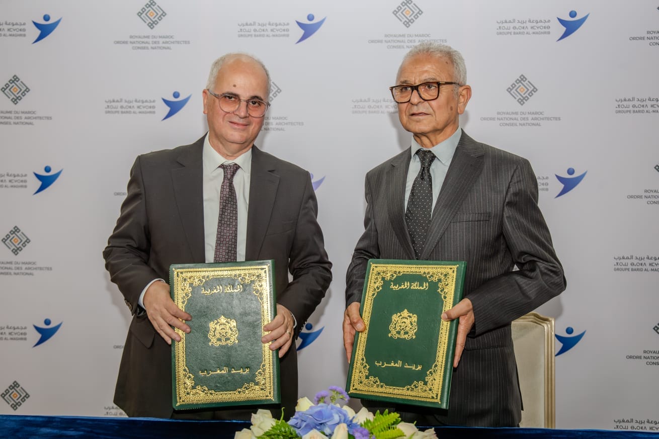 Transition digitale : Barid Al-Maghrib et le conseil national de l’ordre des architectes signent une convention