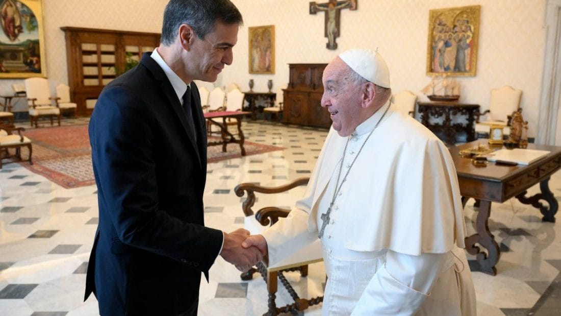 Pedro Sánchez espère que le pape Léon XIV contribuera à la défense des droits humains