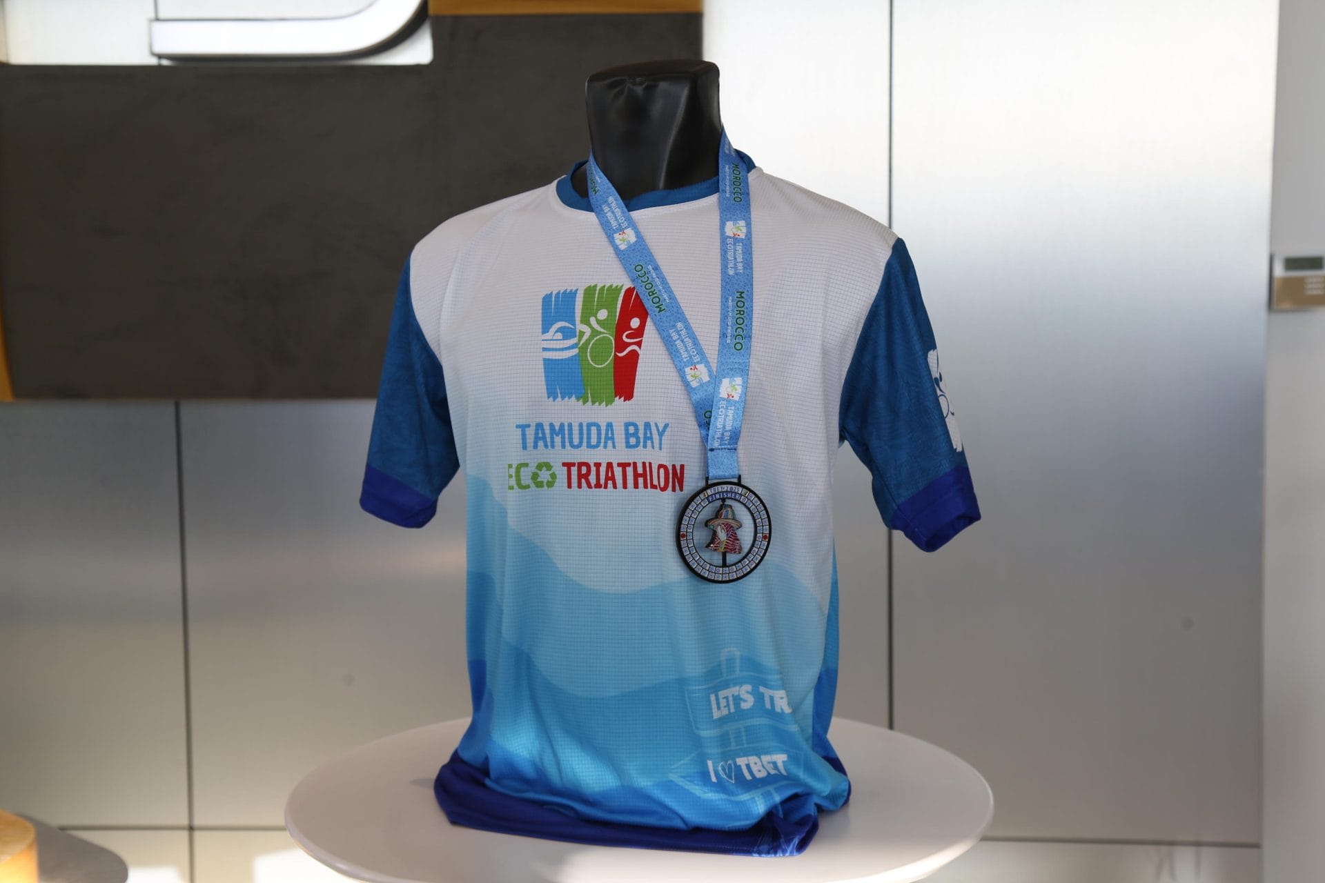 Triathlon Tamuda Bay 2025 : un défi écolo et solidaire