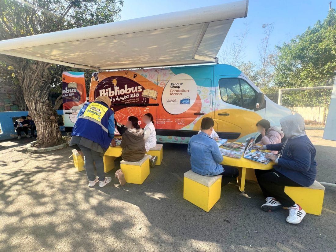 Bibliobus au Maroc : 50.000 élèves initiés à la lecture grâce à la Fondation Renault