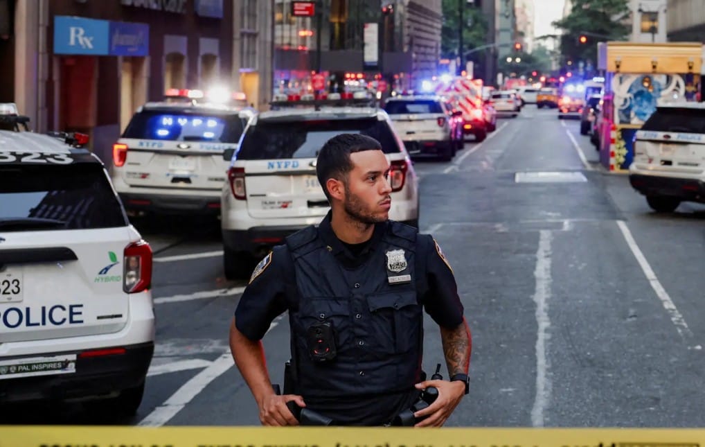 Quatre morts dans une fusillade à Manhattan, le tireur identifié