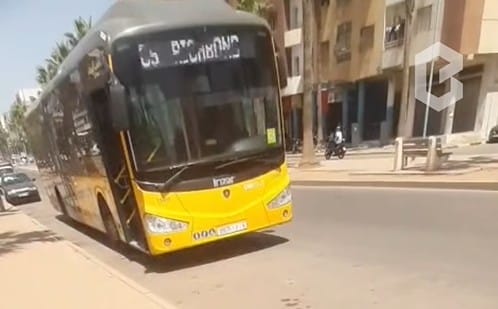 Un bus municipal au service d’une entreprise ?
