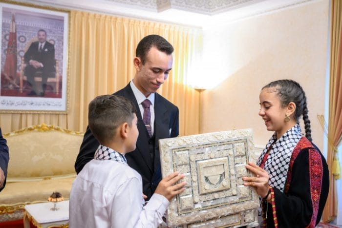 Politique 1 Tétouan : le prince héritier Moulay El Hassan reçoit les enfants maqdessis
