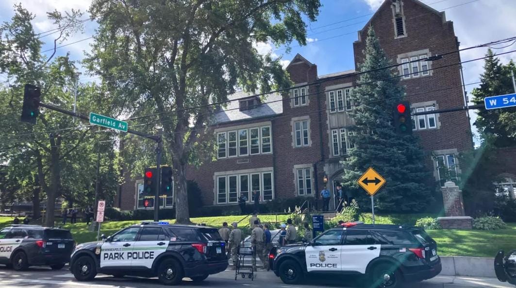 Fusillade meurtrière dans une école catholique du Minnesota