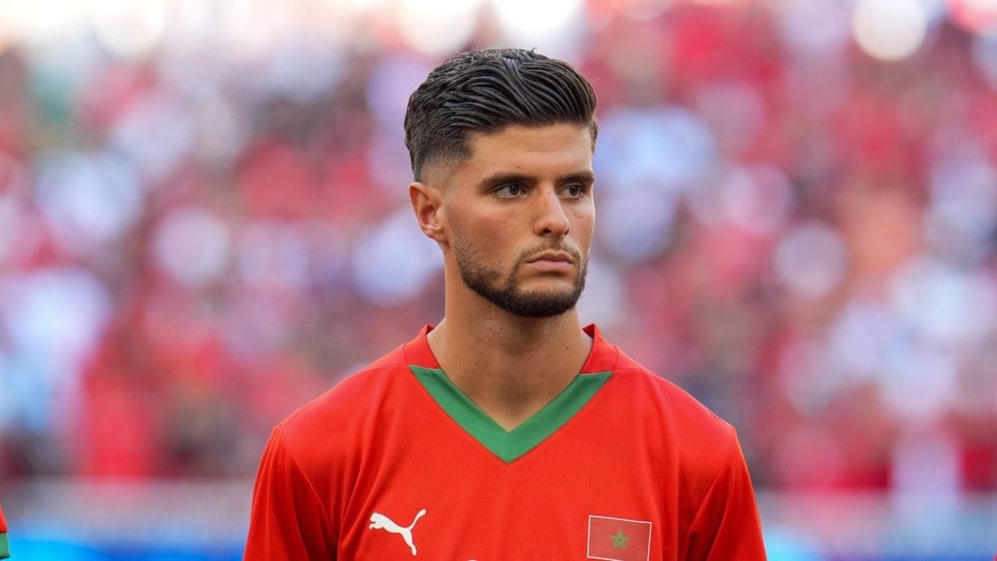 Oussama El-Azzouzi forfait un mois à cause d’une blessure