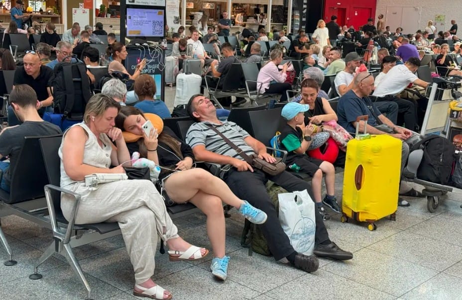 Cyberattaque : deuxième journée de perturbations aux aéroports de Bruxelles et Londres