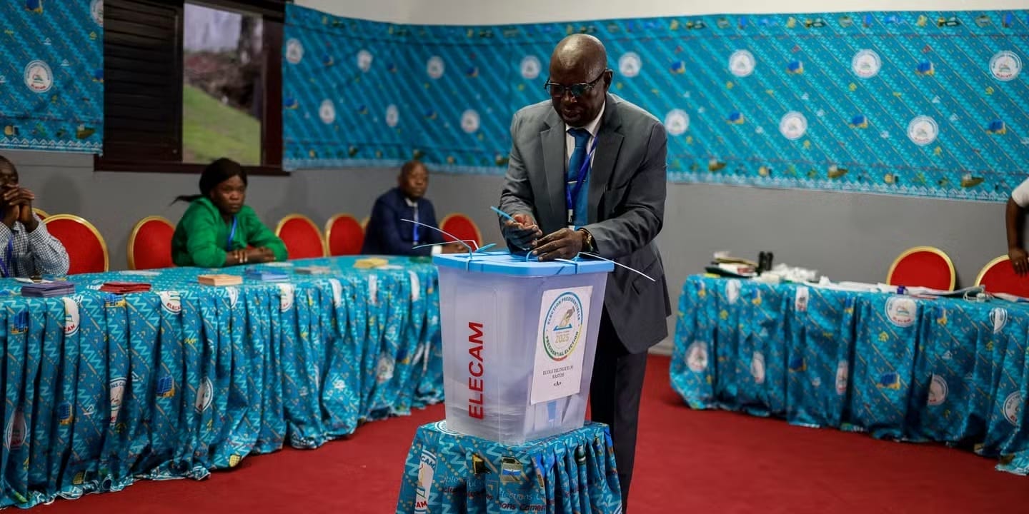 Cameroun : cinq recours déposés après la présidentielle Cameroun : cinq recours déposés après la présidentielle