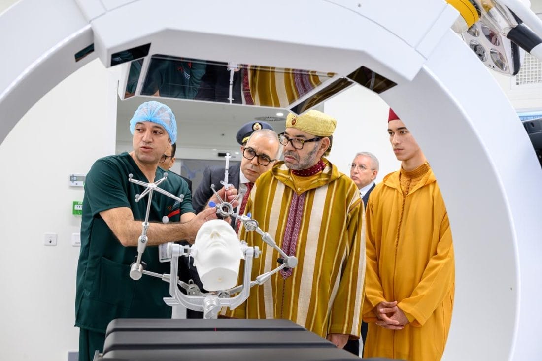 Le roi Mohammed VI inaugure le Complexe Hospitalo-Universitaire de Rabat