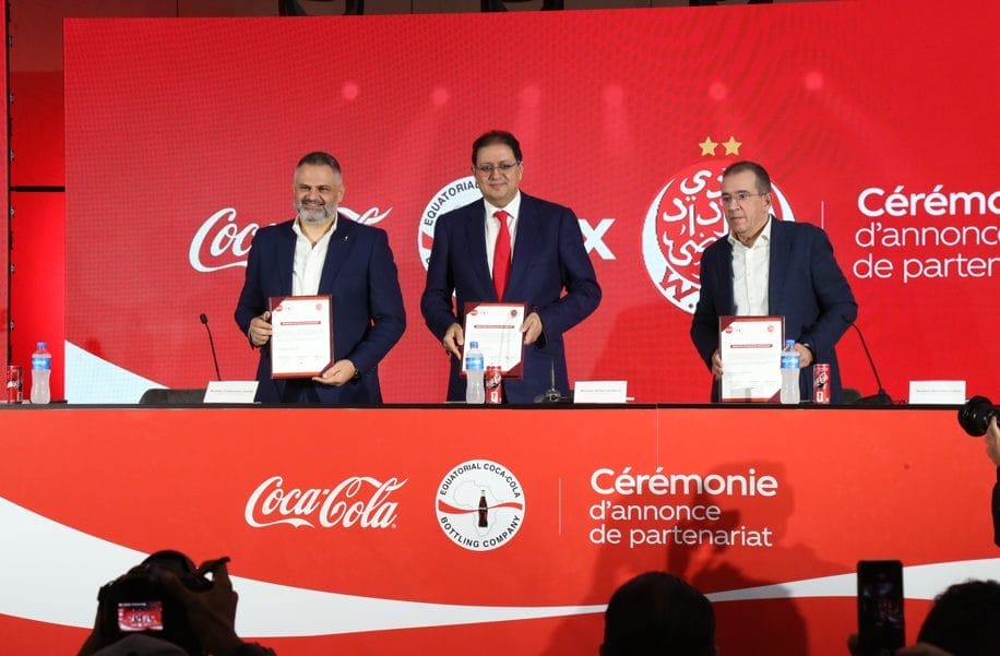 Vidéo - Le Wydad et le Raja signent un partenariat de trois ans avec Coca-Cola